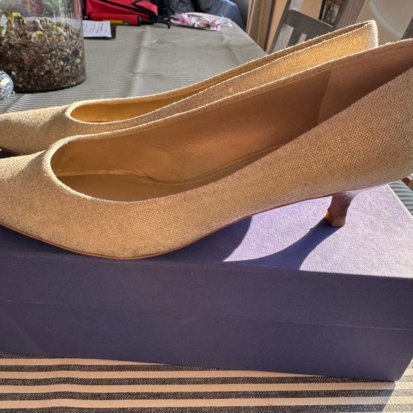 Stuart Weitzman shoes Size 9 - Picture 2 of 3